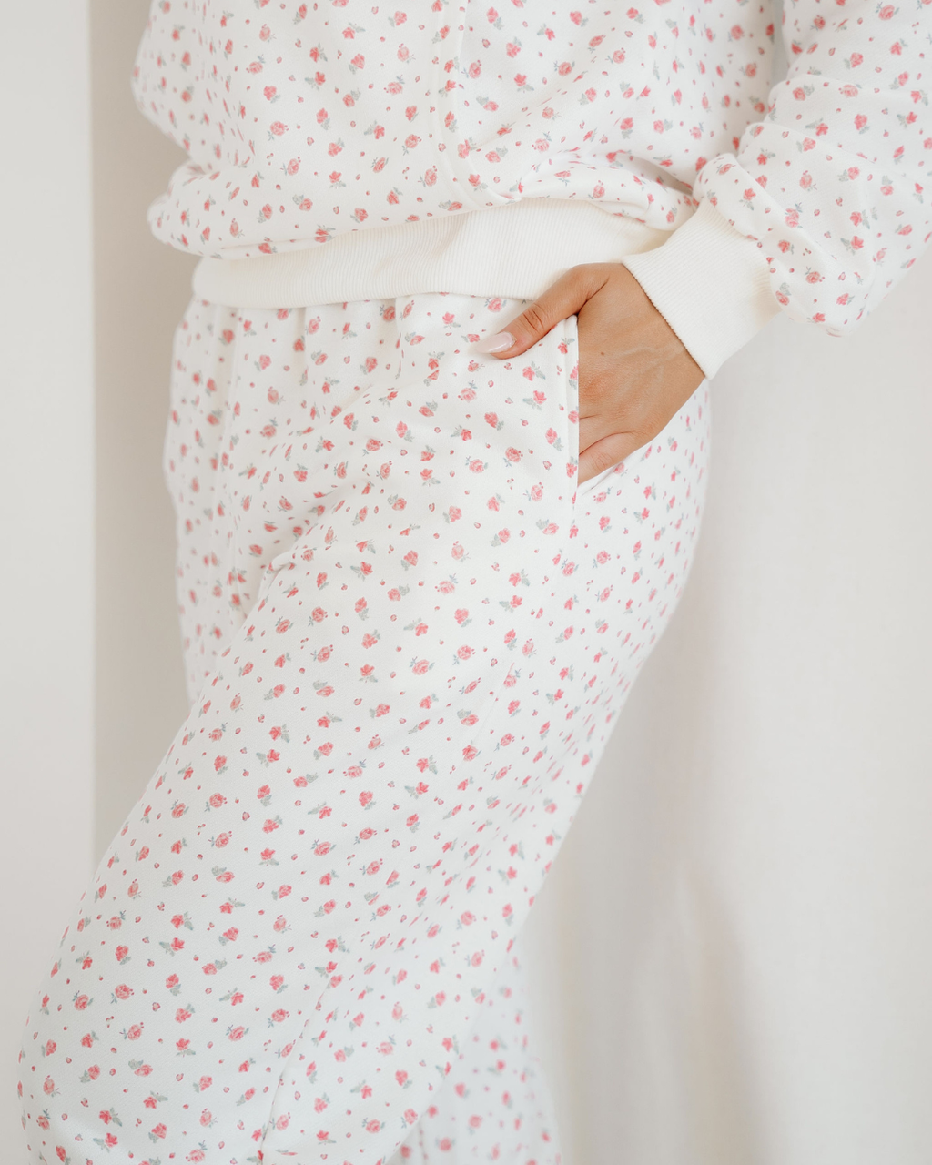 Rose Sweat Set Floral Kangaroo Pocket Hoodie Pants Set