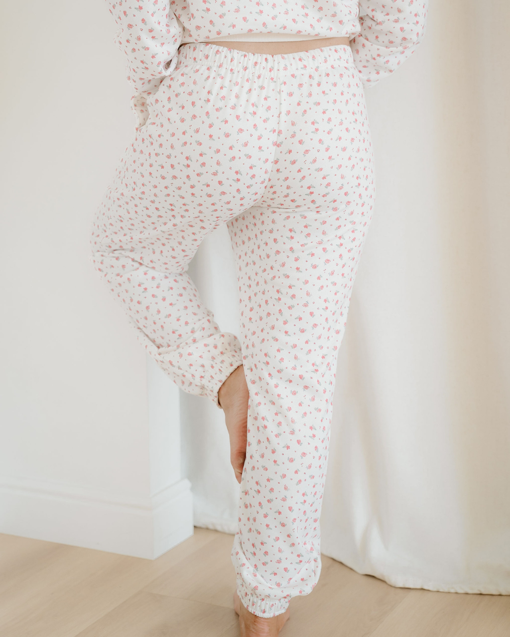 Rose Sweat Set Floral Kangaroo Pocket Hoodie Pants Set