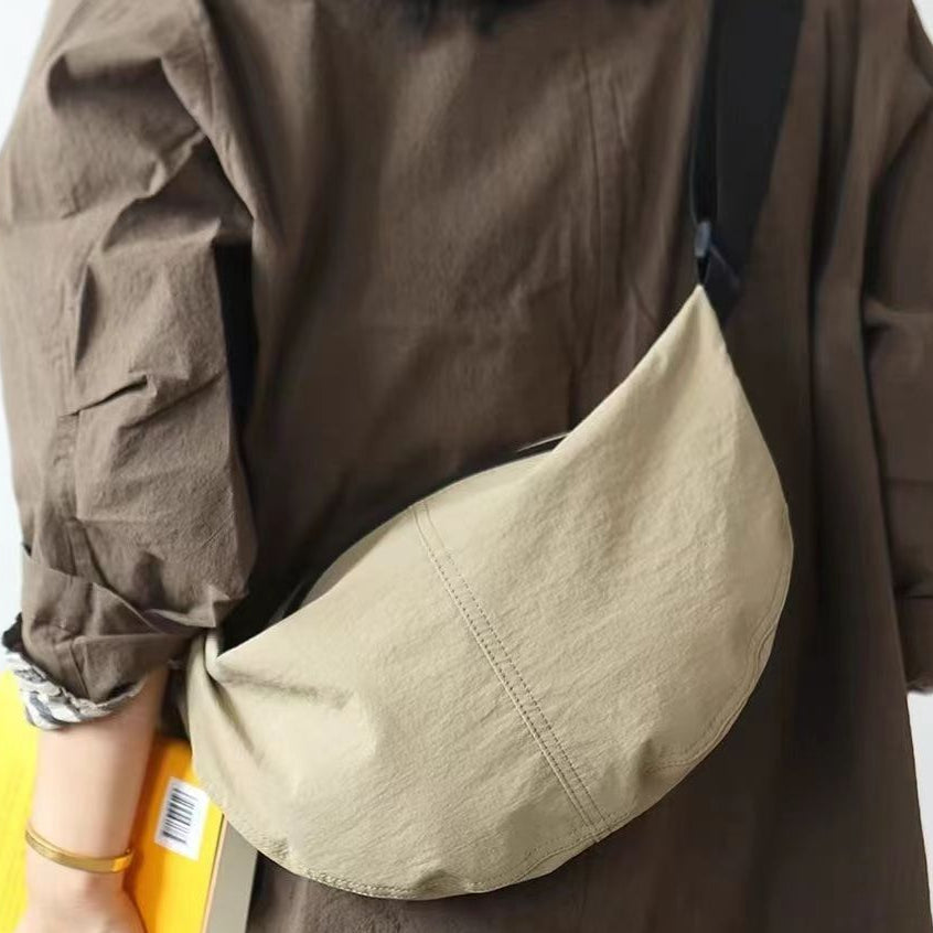 Nylon Bag, Women's Casual Bag, Wide Shoulder Strap Single Shoulder Crossbody Bag, Simple and Lightweight Moon Bag